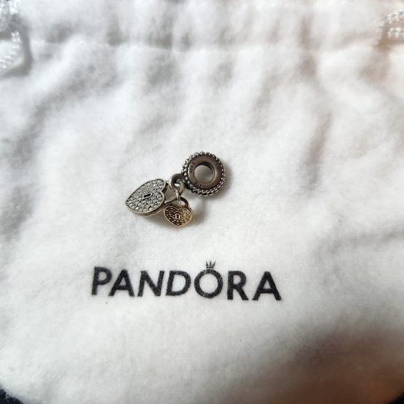 💛 Cute heart silver 🩶 and gold love locks Pandora charm with bag 💫 - Picture 3 of 12
